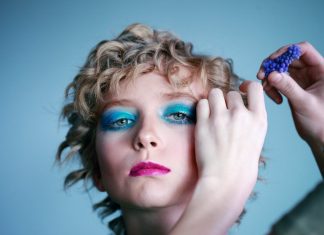 Teen tips for choosing makeup colors